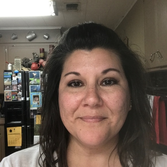 Meet your Posher, Leslie - Picture 1 of 1